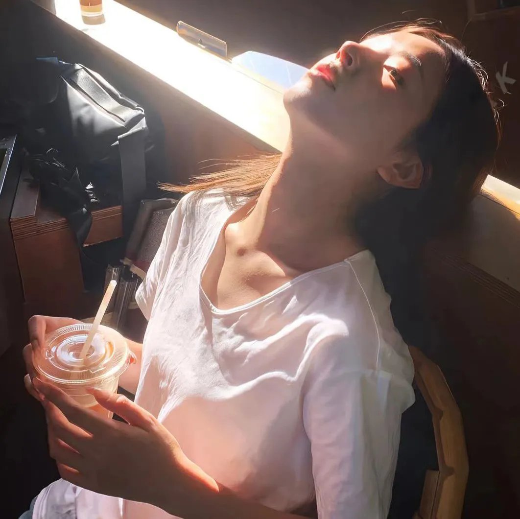 叫费德里柯多么奇怪